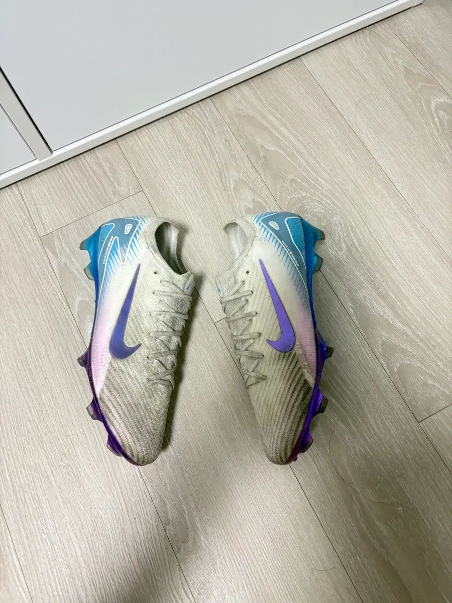 ナイキ マーキュリアル ベイパー16 エリート 270 サッカーシューズ 18,335円
