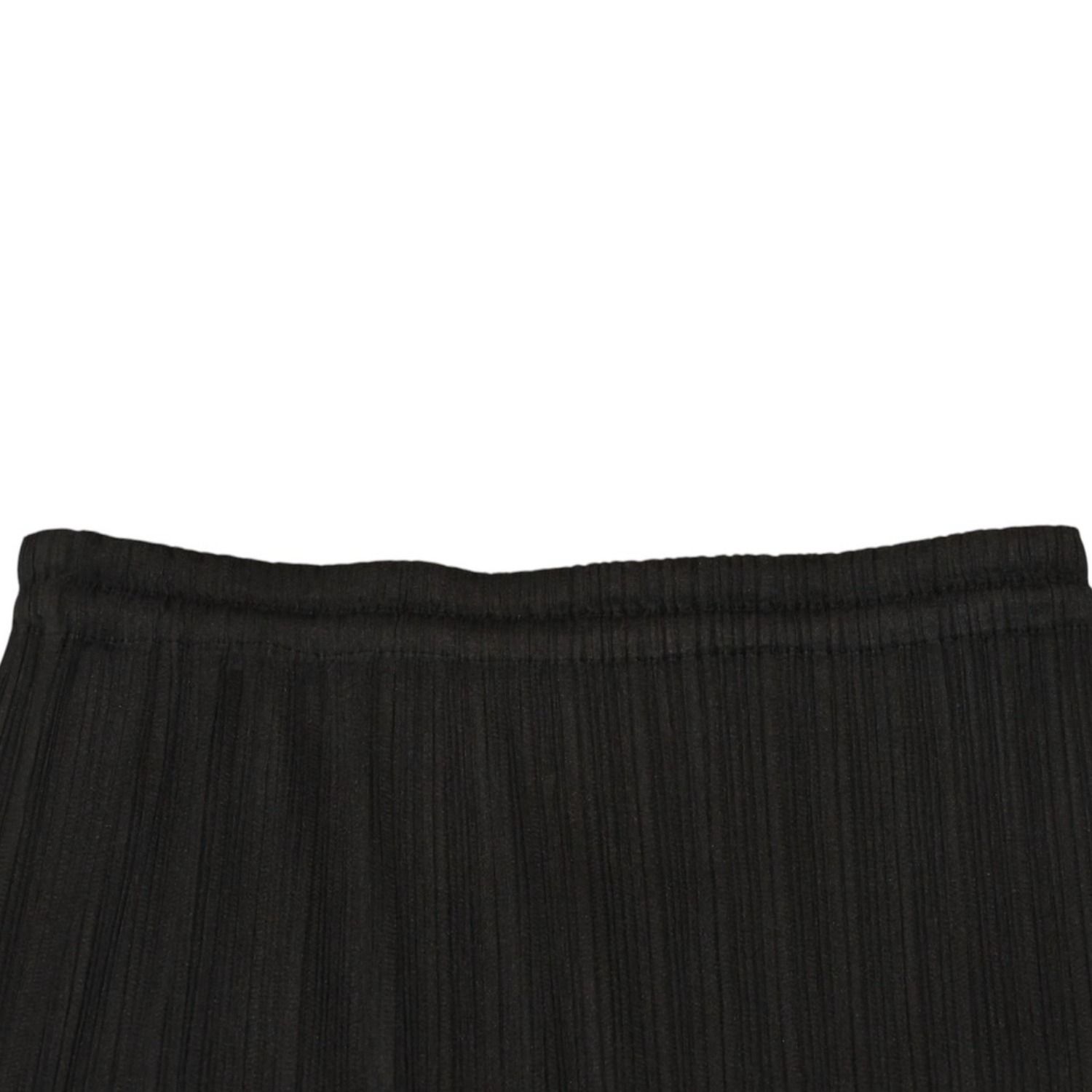 極美品 ISSEI MIYAKE イッセイミヤケ PLEATS PLEASE プリーツプリーズ スカート ボトムス 6443013 ブラック サイズ1 中古 4a006117