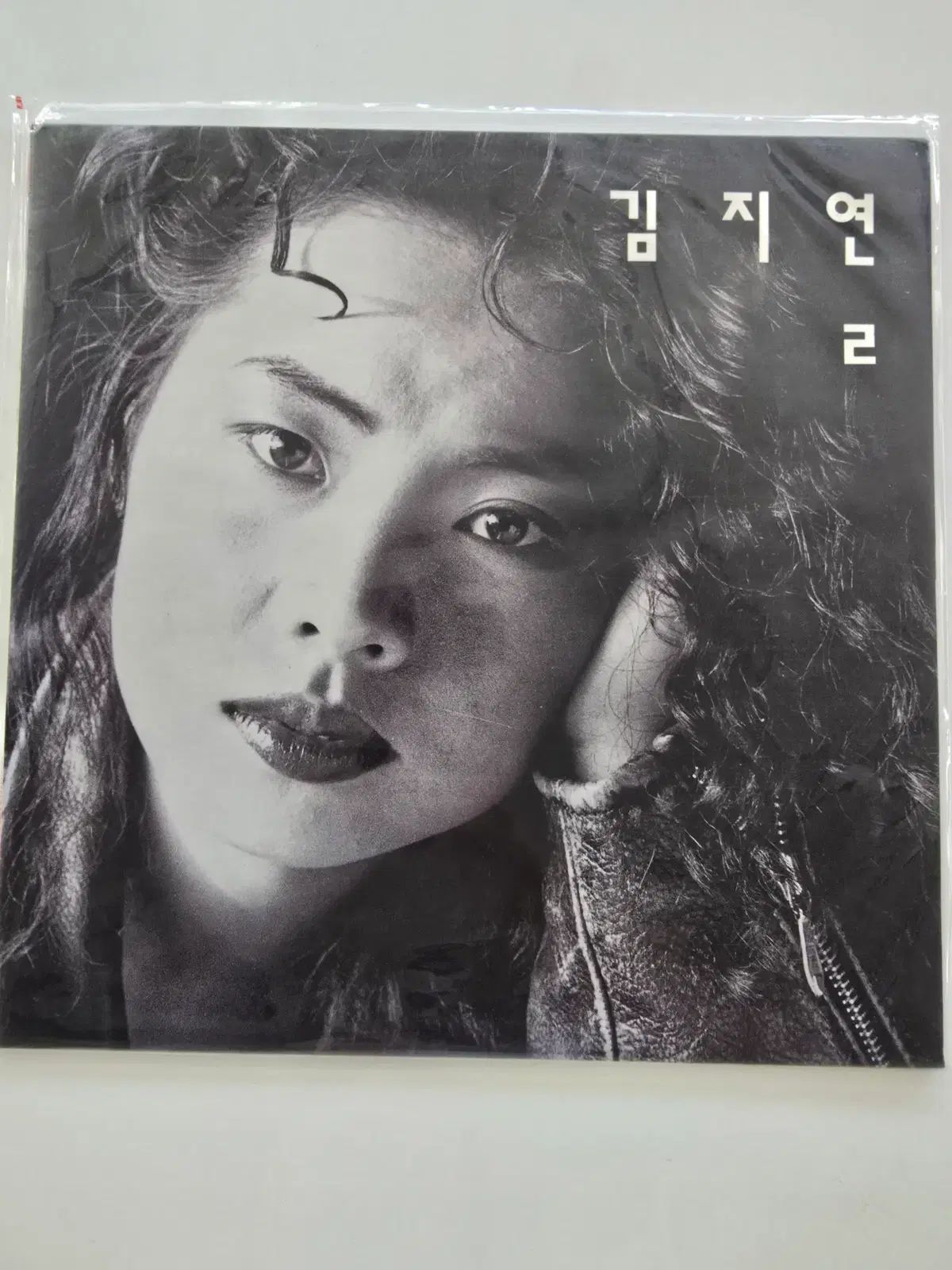 キム・ジヨン 2 家 LP ／ Kim Ji Yeon ー (冷たい風が 不眠) 未開封-ビニール脇線若干開き