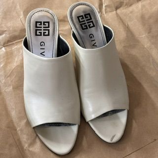 ☆☆ＧＩＶＥＮＣＨＹ　ジバンシィオープントゥミュール