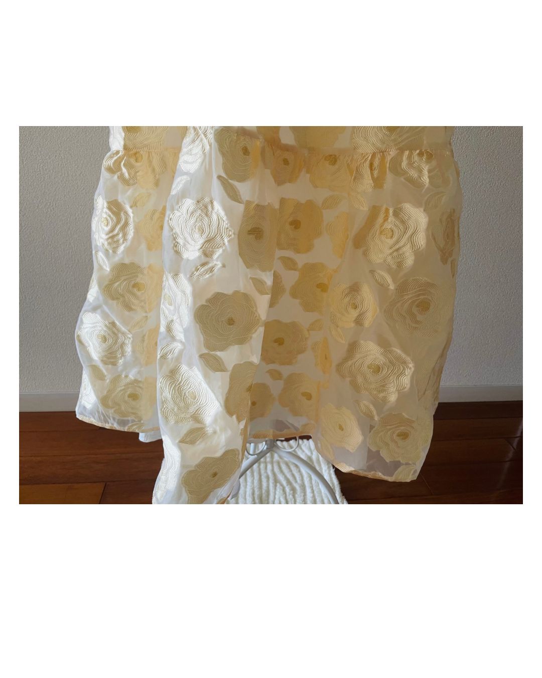 https://assets.mercari-shops-static.com/-/large/plain/2JV6MTgdyBMwxujD567xgA.png@jpg