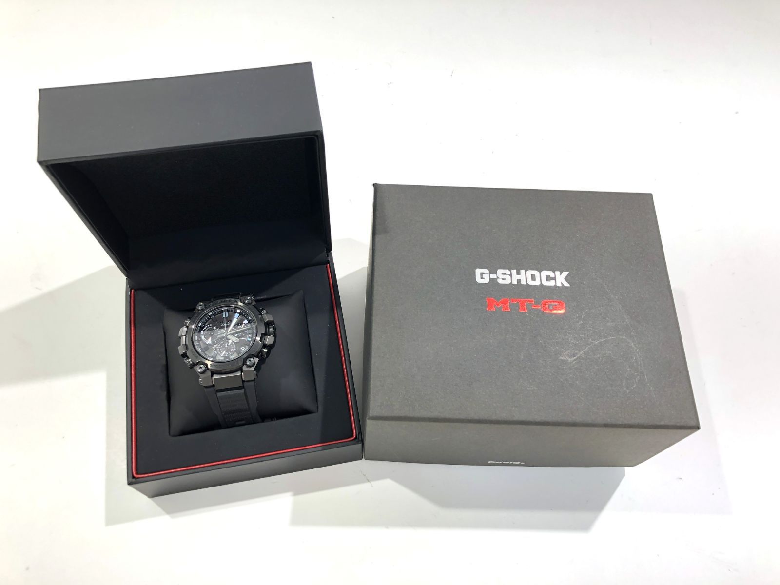 [七重浜81-1-260808] CASIO G-SHOCK MT-G B3000B 1AJF カシオ ジーショック メンズ ブラック アナログ Bluetooth 搭載 電波ソーラー ラバーバンド