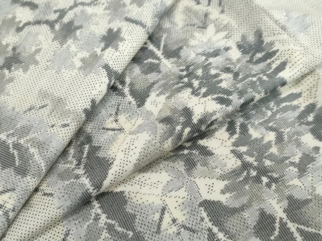 平和屋着物●本場大島紬　白大島　総絣　樹林風景文　正絹　逸品　DABI2470ud