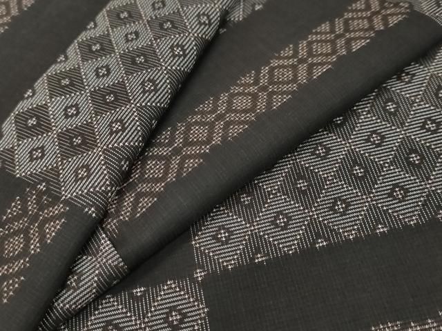 平和屋着物●本場大島紬　龍郷絣　菱文　正絹　逸品　DABI2484ud 33,800円