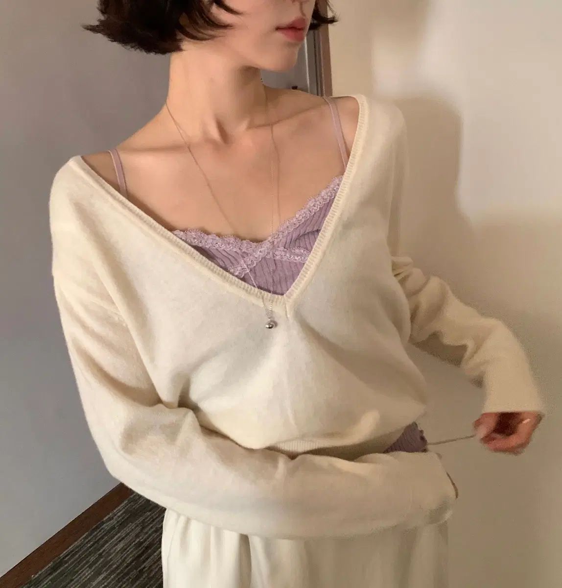 (新品) スリ Natural V-Neck Knit Vネック ニット