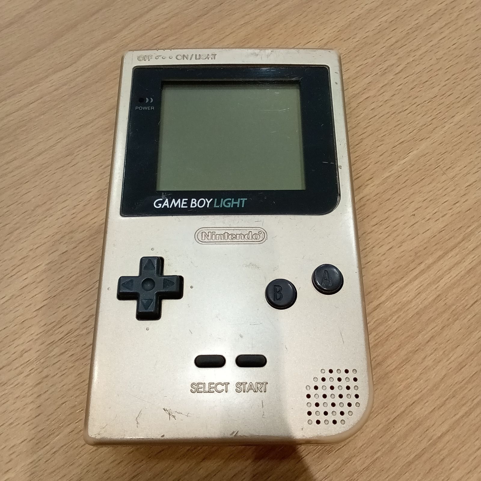 MK1384【ER268】任天堂 ゲームボーイライト MGB-101 本体 ゴールド ジャンク品 267103851