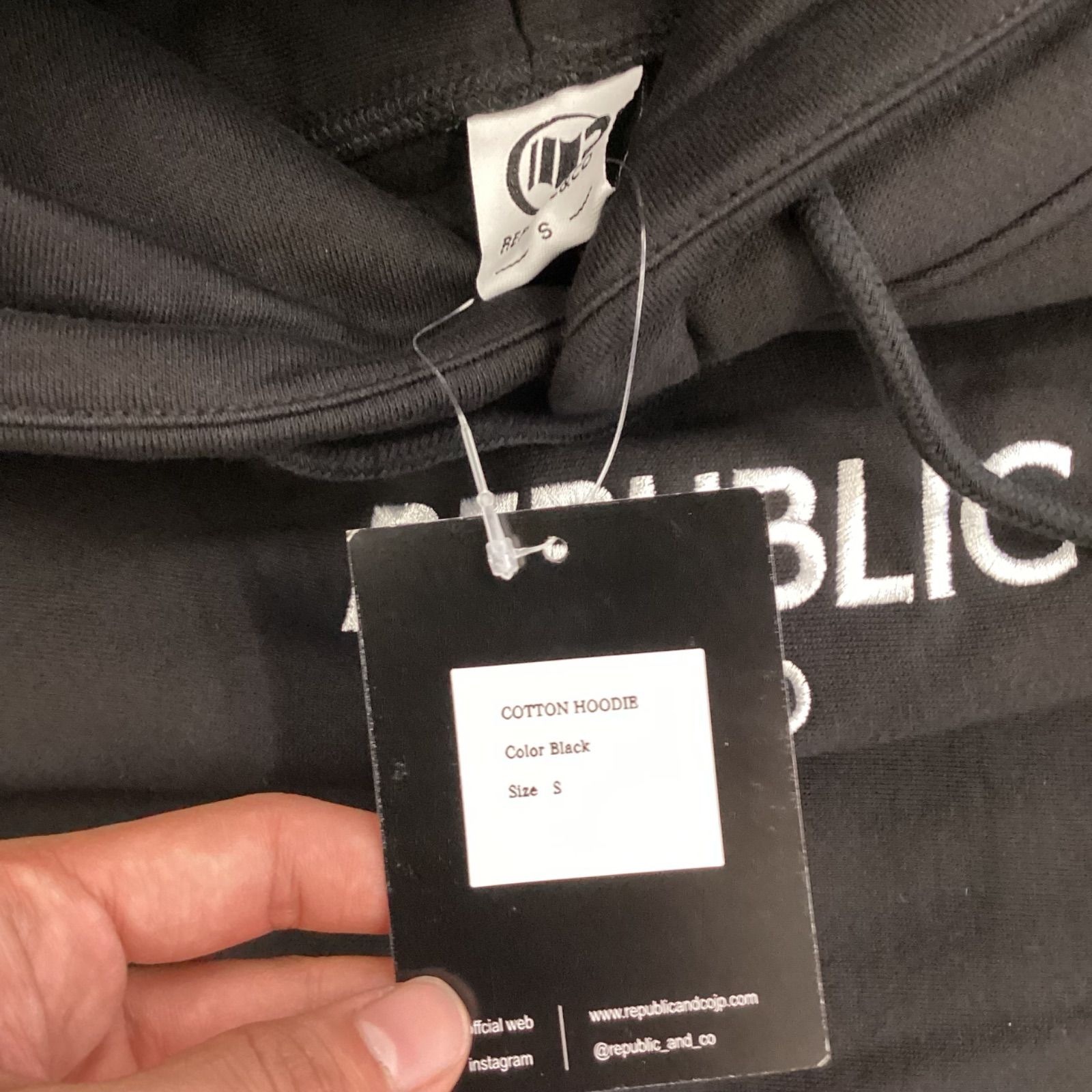 新品未使用スノーボードウェア】REPUBLIC CLASSIC HOODIE S BLACK 25