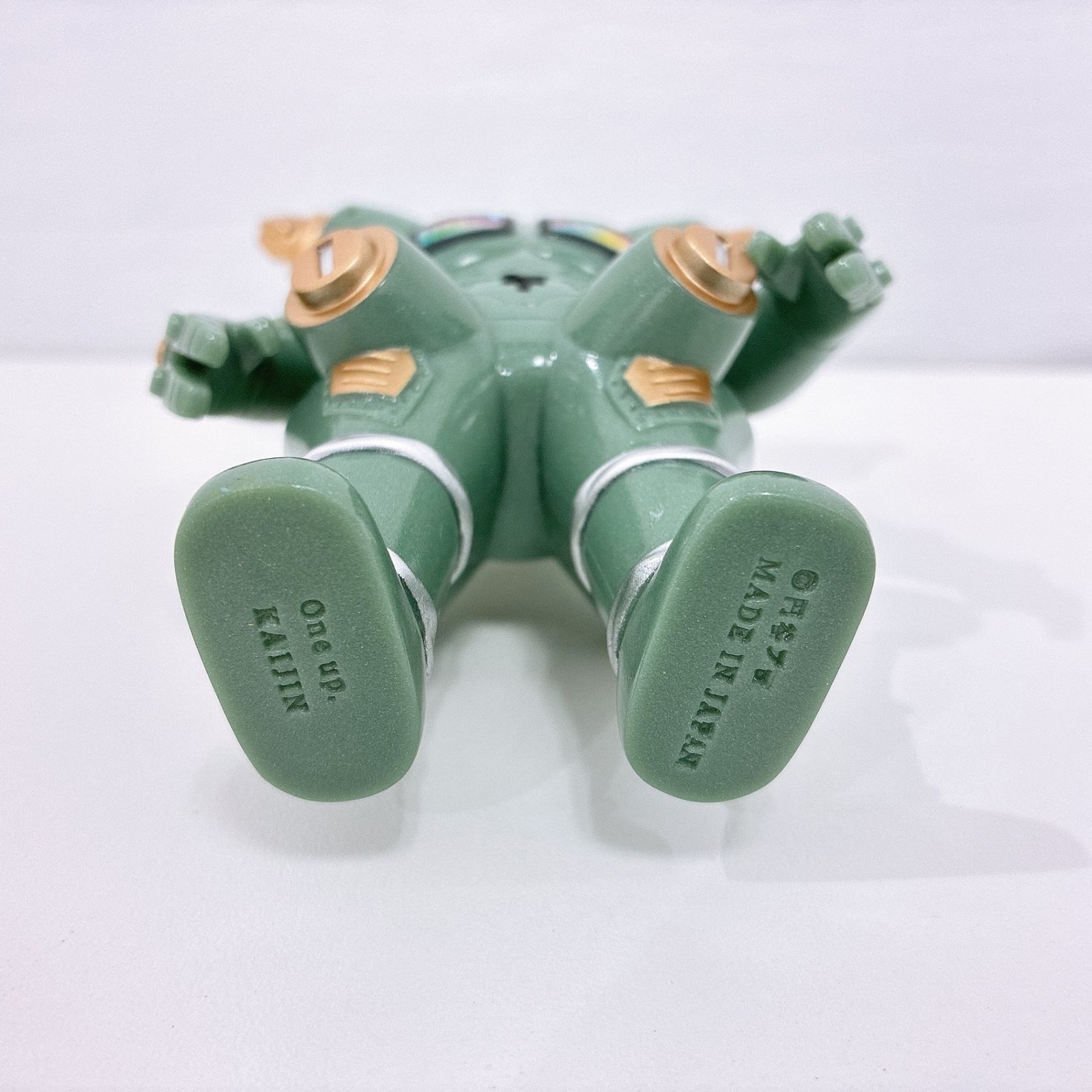KAIJIN × one up ウルトラセブン キングジョー ブレーラメ成型 ソフビ