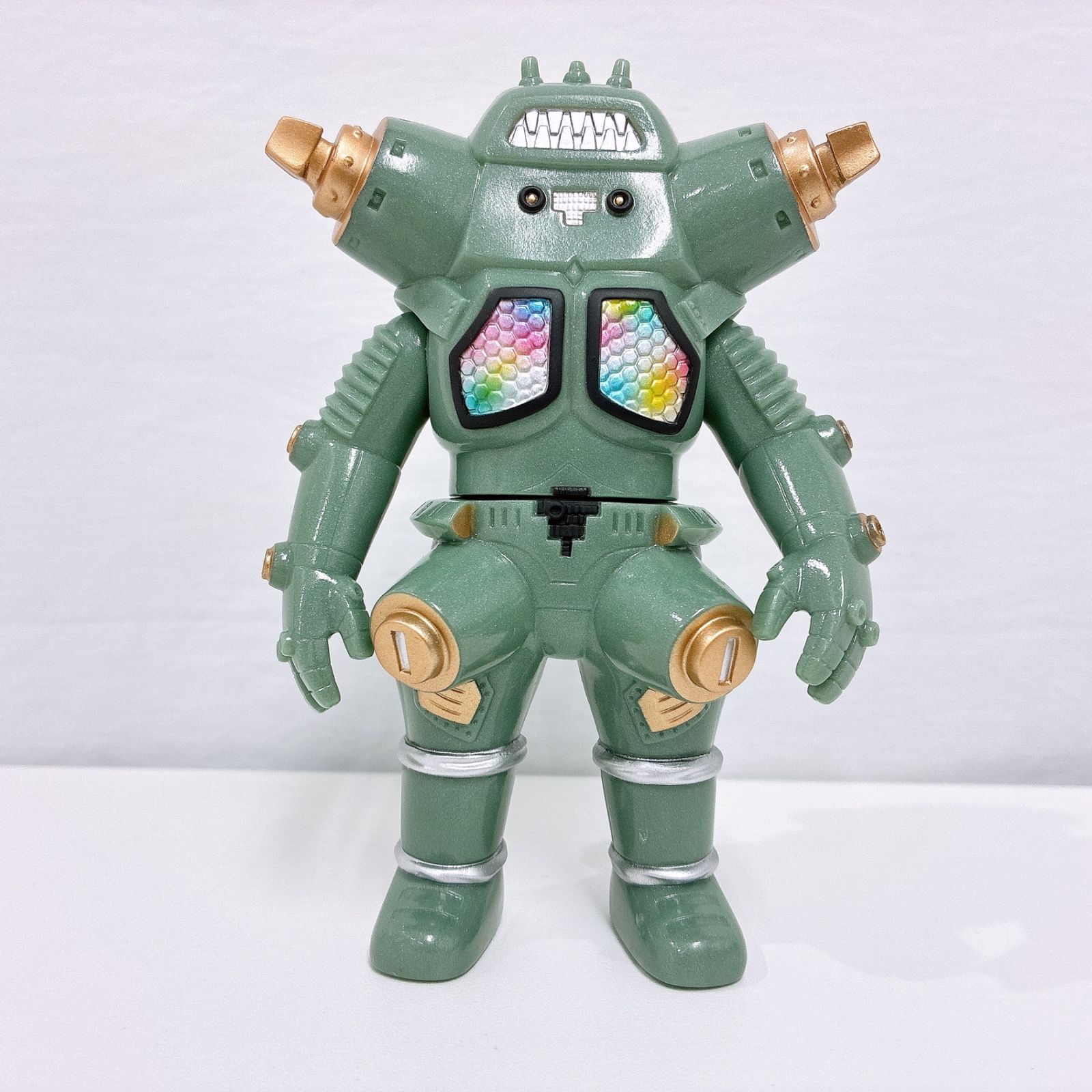 KAIJIN × one up ウルトラセブン キングジョー ブレーラメ成型 ソフビ