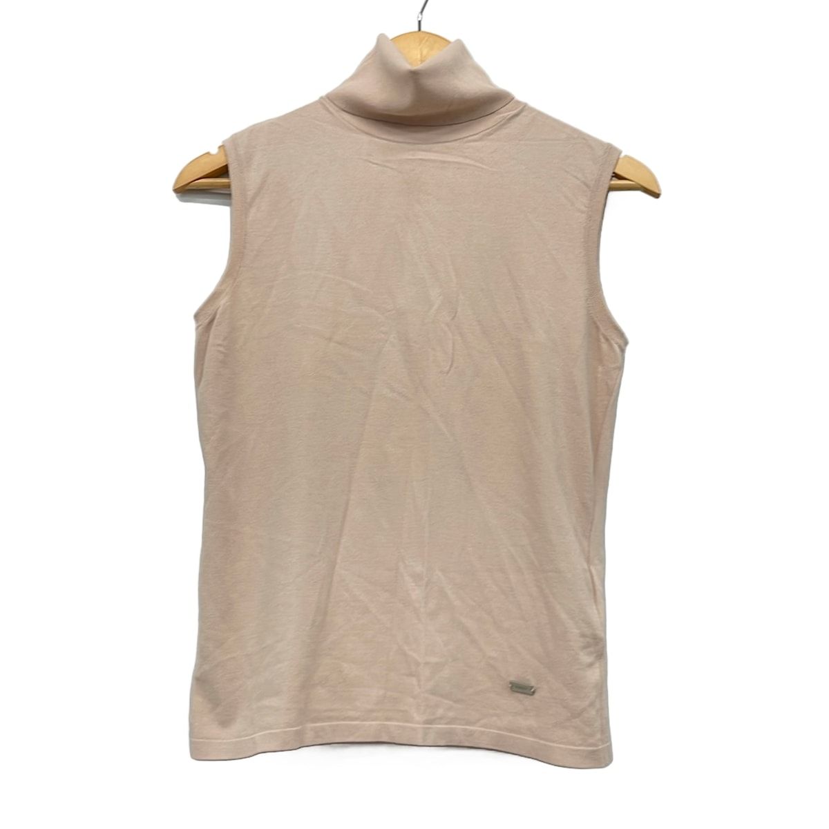 FOXEY(フォクシー) ノースリーブセーター サイズ40 M レディース美品 - 39296 ベージュ タートルネック