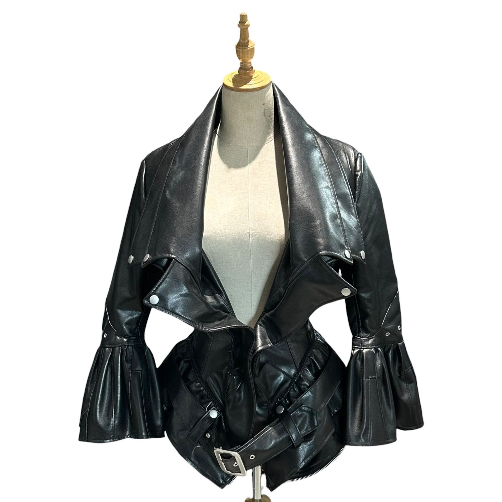 JUNYA WATANABE(ジュンヤワタナベ) 2022AW Deconstructed and Reconstructed Faux Leather Biker Jacket 解体 再構築 フェイクレザー ライダース ジャケット JJ-J054 66,550円