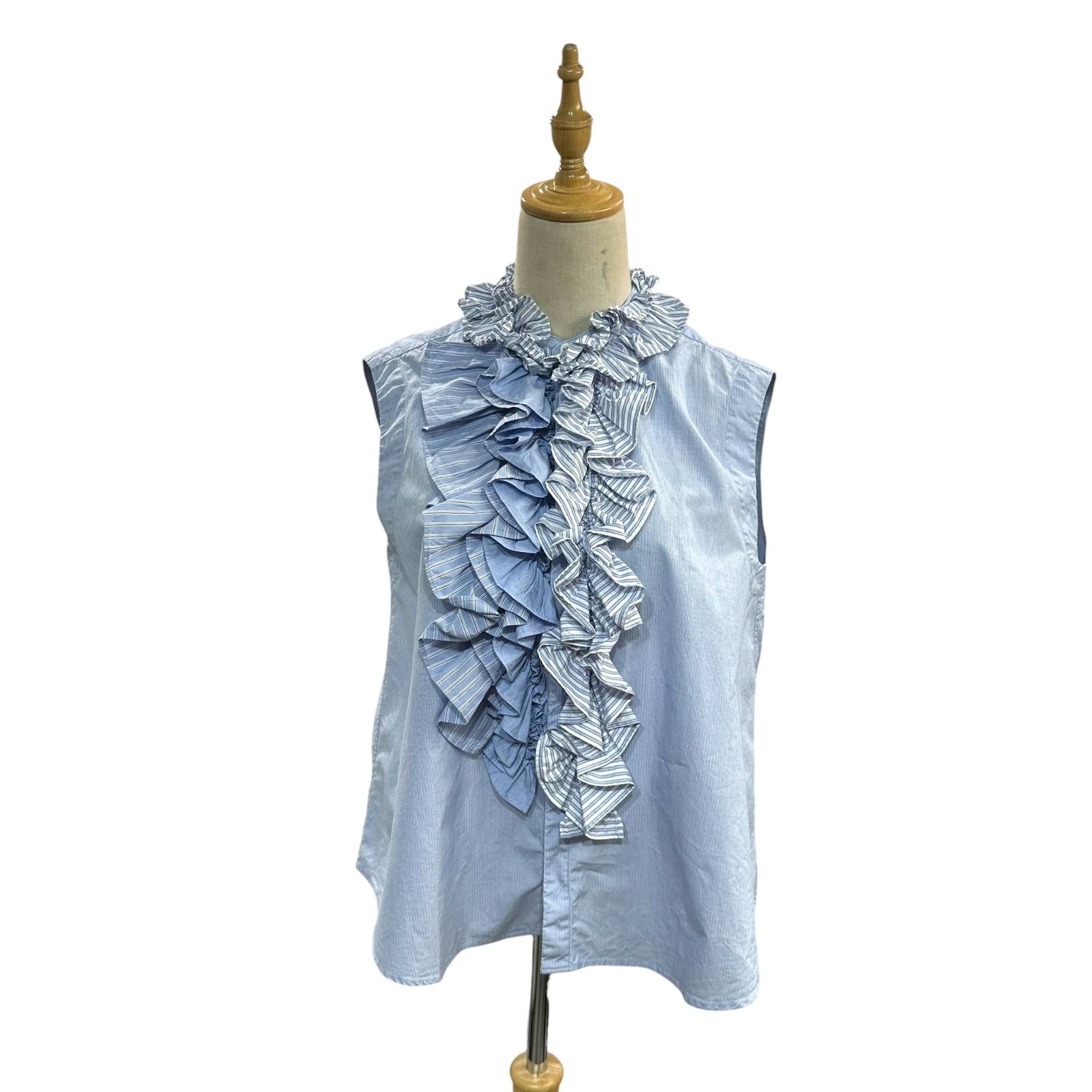 45R(フォーティファイブ・アール) 2024SS Broadcloth Mixed-Ruffle Sleeveless Top ブロードのミックスフリルノースリーブトップ 参考定価46200円 3(L程度) スカイブルー×ホワイト ストライプ フリル