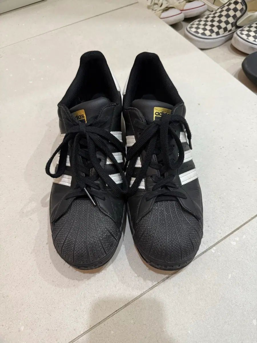 アディダス SUPERSTAR ブラック 280サイズ 6,257円