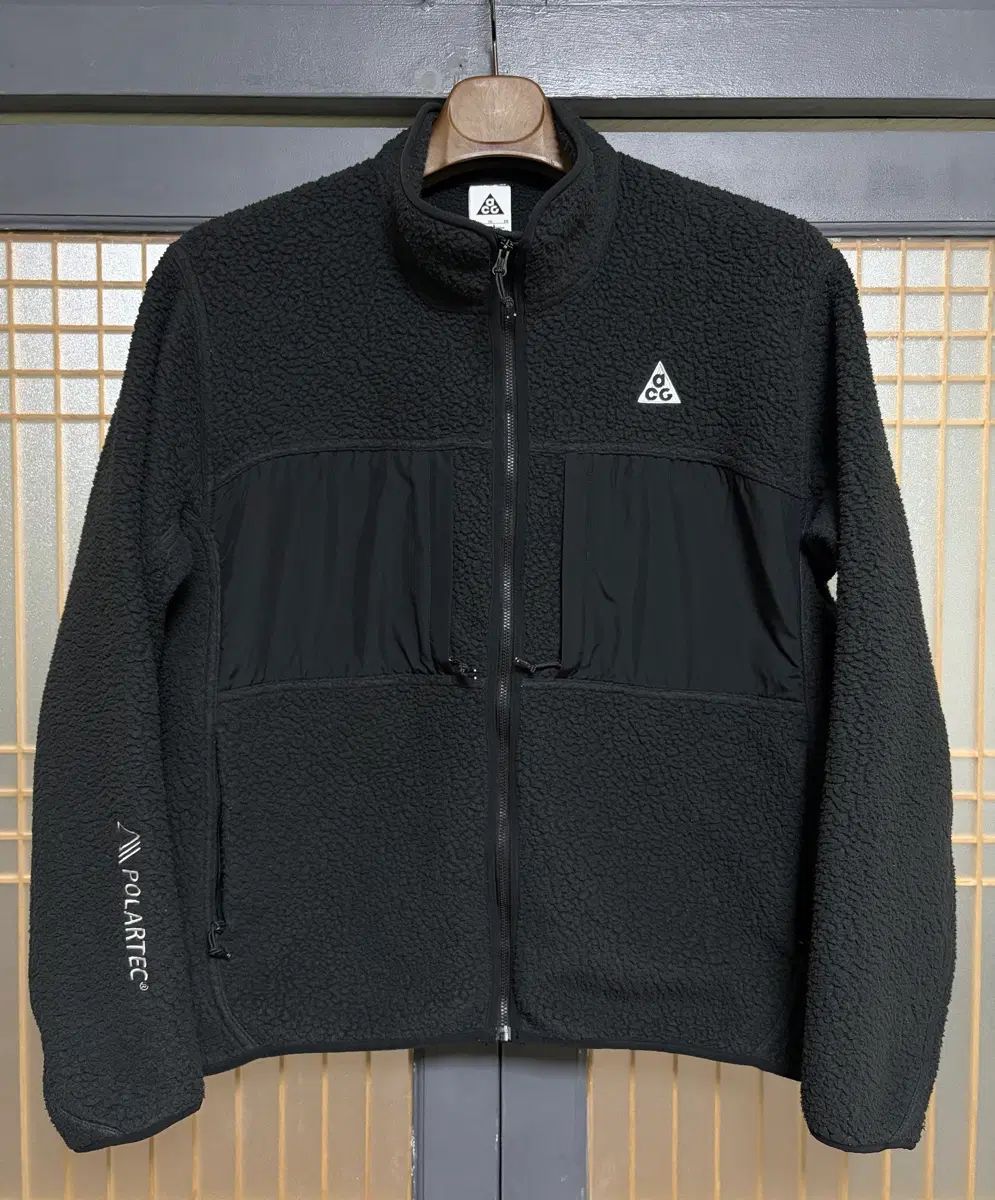 XL)ナイキACG アーティックウルフ フリース ブラック アンスラサイト 10,758円