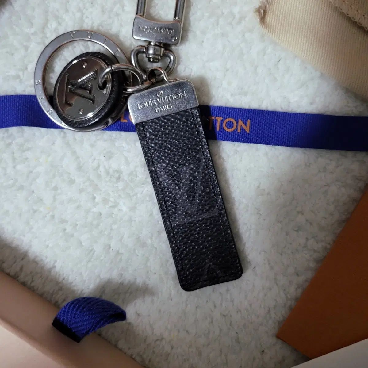フルセット Louis Vuitton ルイヴィトン エクリプス NEO LV キーホルダー