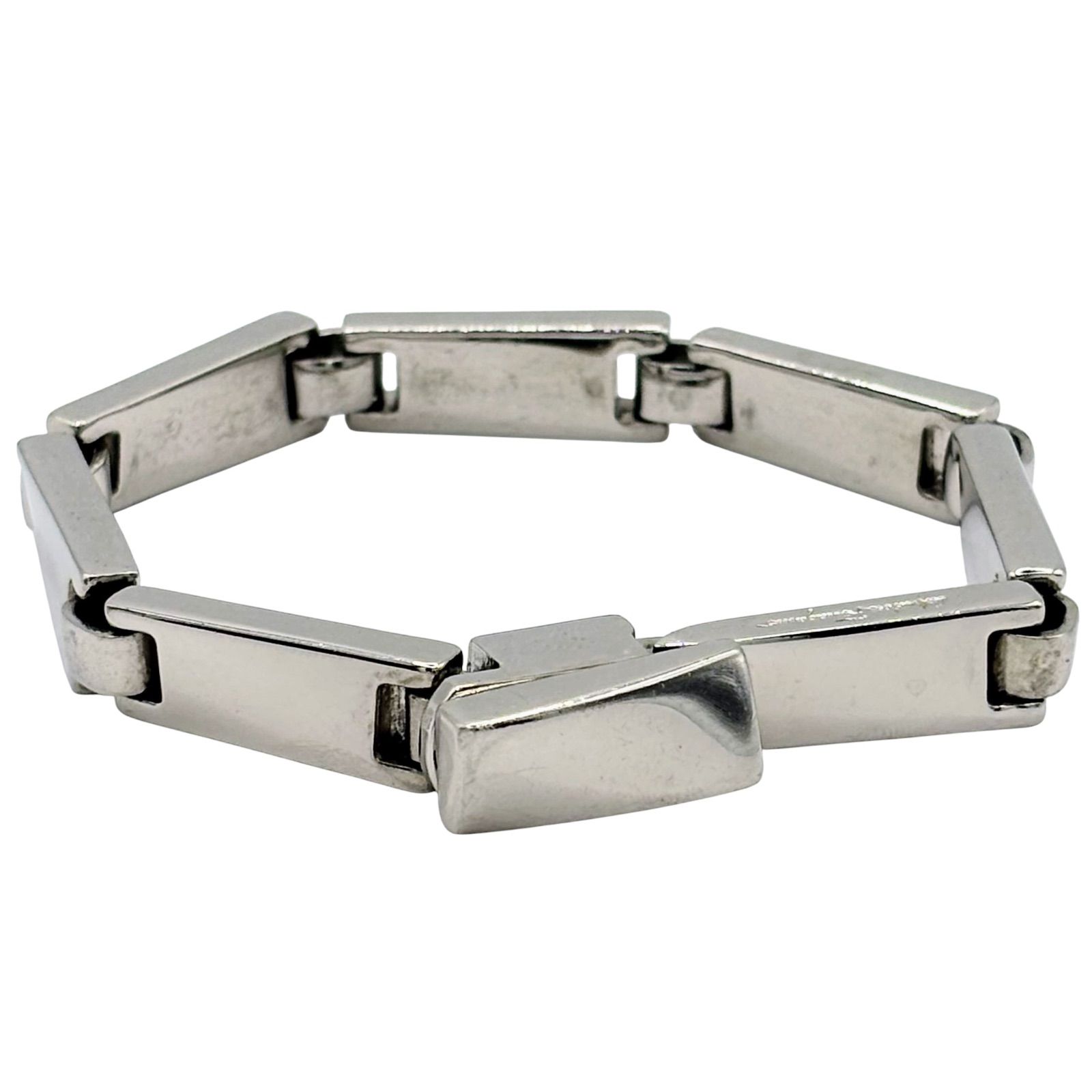 Salvatore Ferragamoフェラガモ シルバーカラー ブレスレット ガンチーニ風 バングル 約16cm プレート 中古 レディース メンズ ユニセックス ヴィンテージ アクセサリー【送料無料】
