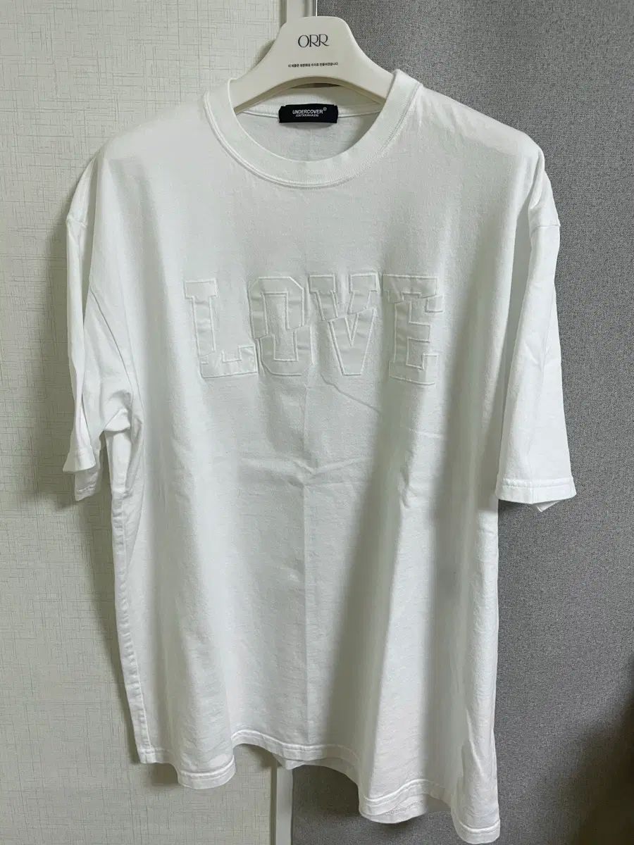 アンダーカバー 23ss Broken LOVE Tシャツ
