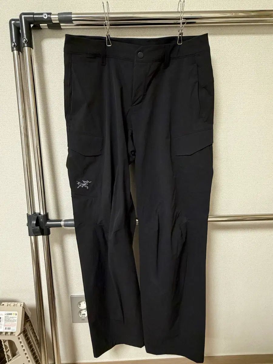 ARC'TERYX アークテリクス ブラック カーゴ ズボン