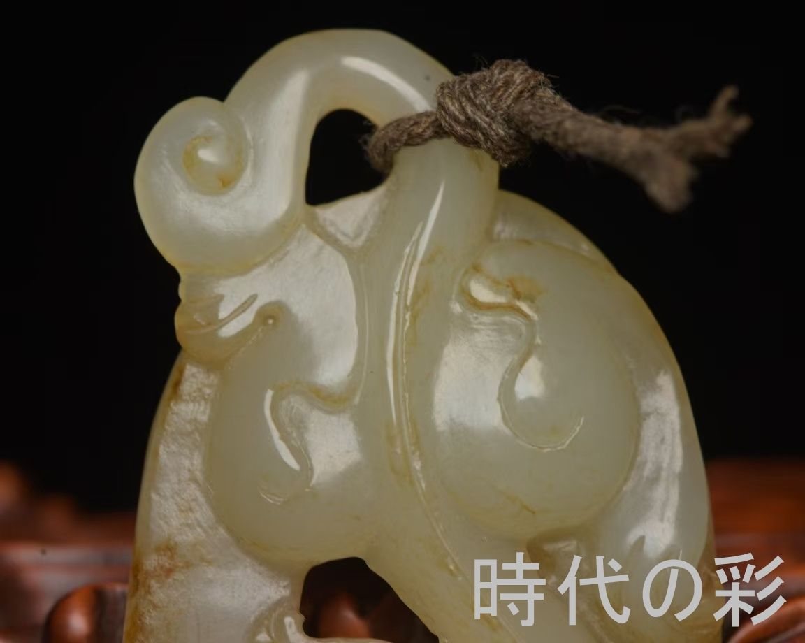 和田玉 玉佩】瑞獣彫刻 透彫 玉器 中国古美術 装身具 コレクション