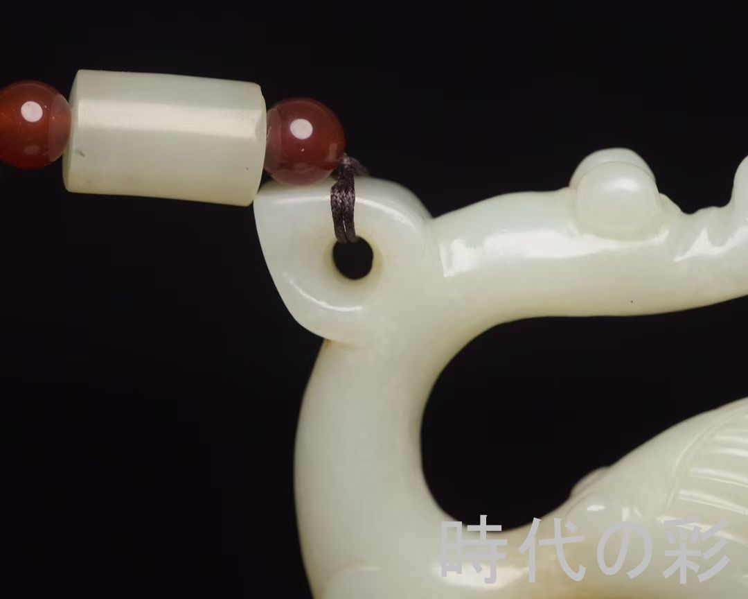 【旧家蔵出】天然和田玉 虬龍彫刻 玉佩 時代物 和田玉 玉豚龍】猪龍 玉佩 龍彫刻 玉器 中国古美術 玉彫刻