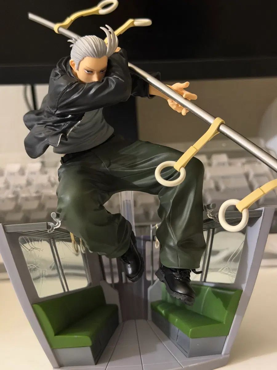 日本少年ジャンプ応募限定サカモトデイズタロットフィギュア