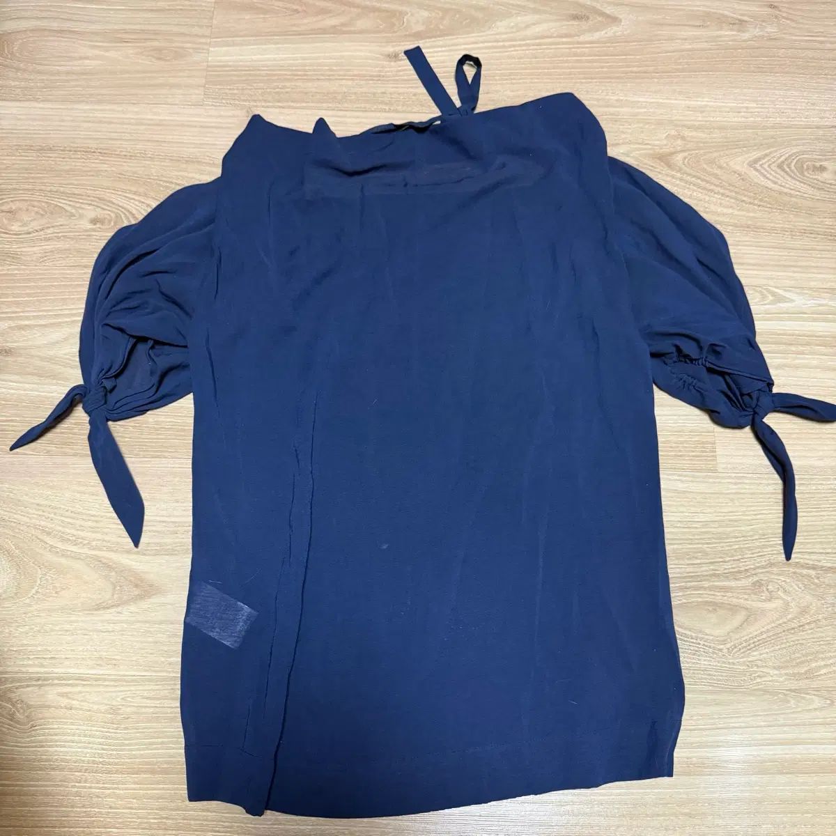 VIVIENNE WESTWOOD オフショルダー ブラウス 12,418円