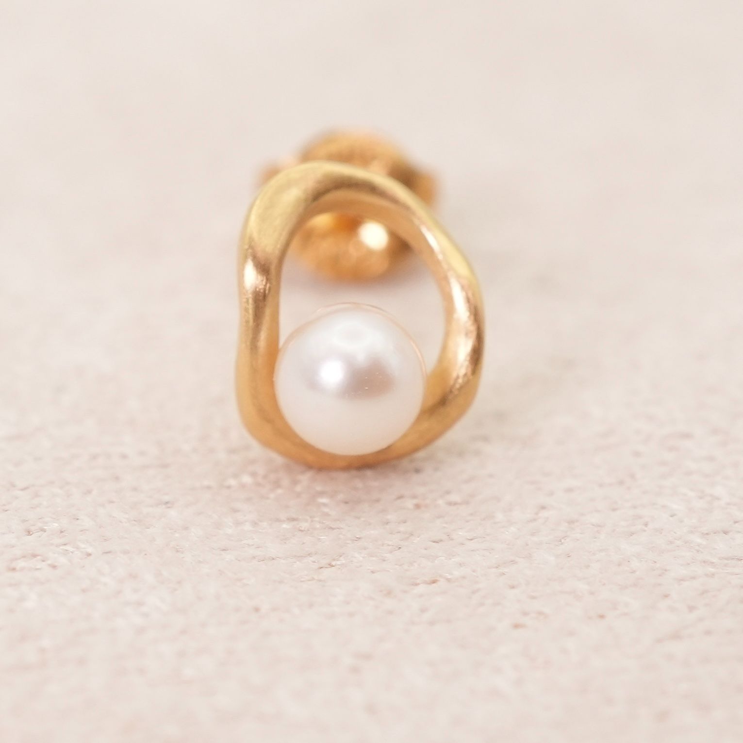 美品 エテ クラフトパール 片耳 ピアス K18 /24-5760S