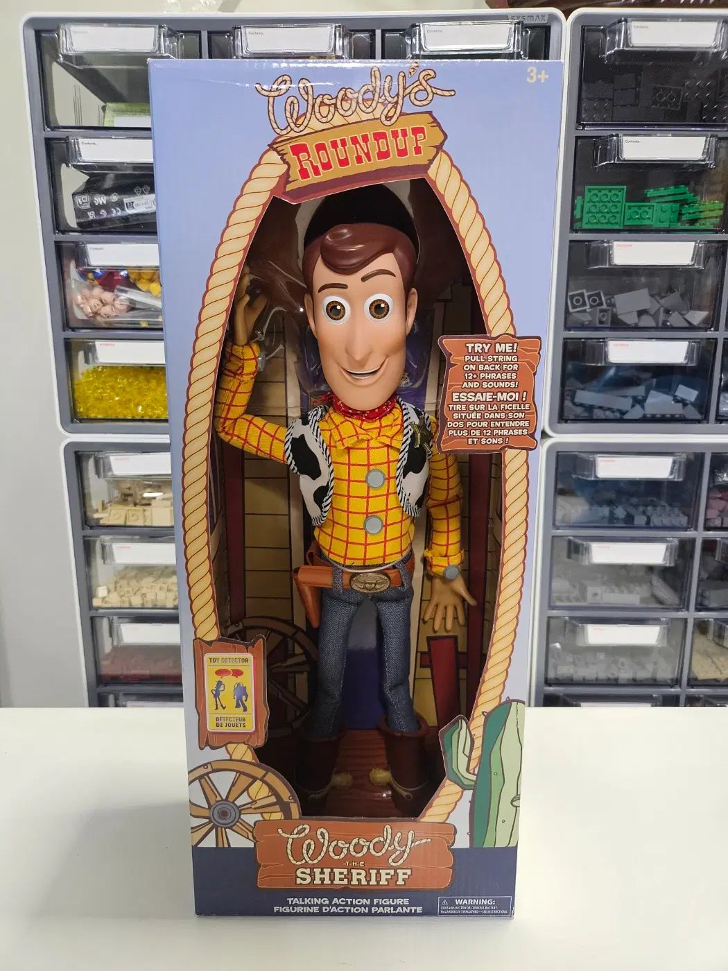 トイストーリー ディズニーストア トーキング フィギュア ウッディ 出品 (未開封)