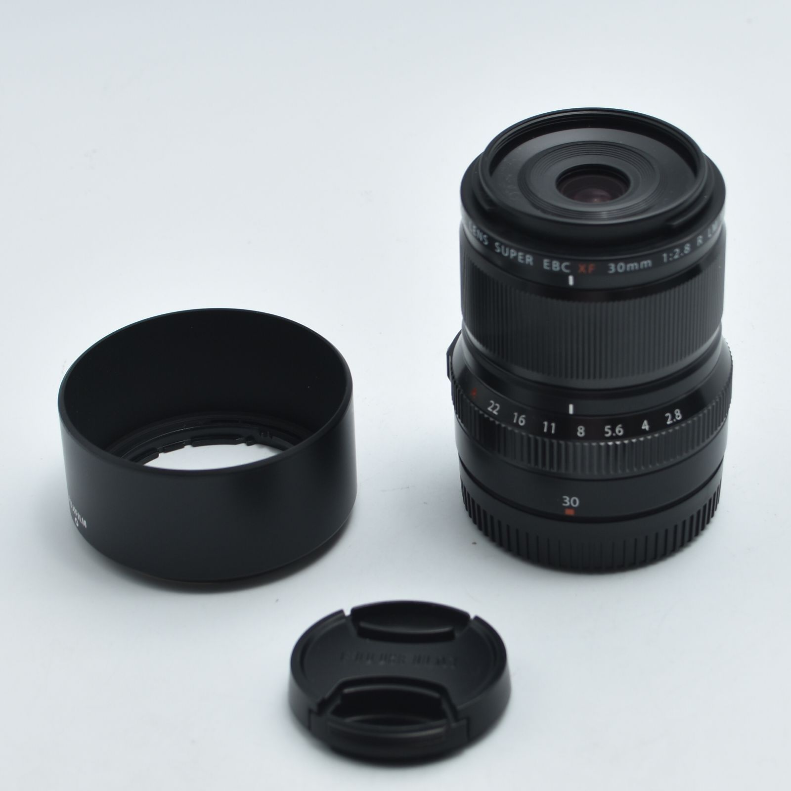 B#13161 T 富士フイルム(FUJIFILM) X 交換レンズ フジノン 標準マクロ 30mm F2.8 防塵防滴耐低温 リニアモーター(静音) 絞りリング XFレンズ F XF30MMF2.8 R LM WR MACRO