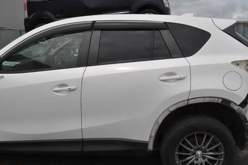 左 後 リア ドアパネル ヒンジ 34K 白 (KE2AW KEEFW) CX-5 XD 前期 - s026039J
