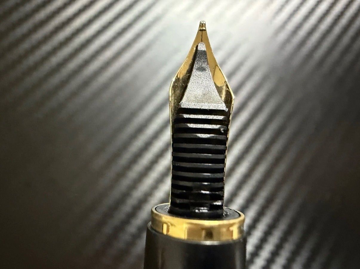 美品 モンブラン montblanc ノブレス オブリージュ 万年筆 14K F 細字