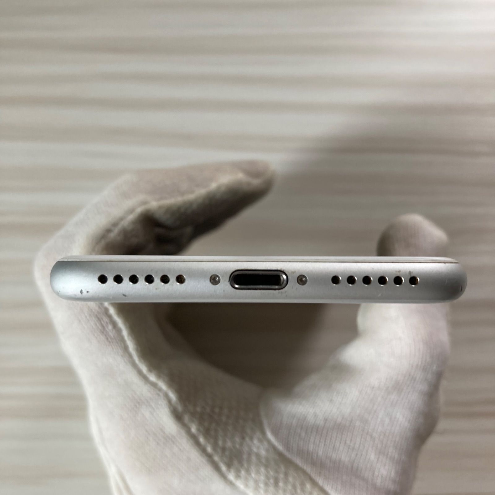 iPhone 7 32GB Silver SIMフリー バッテリー86% - メルカリ