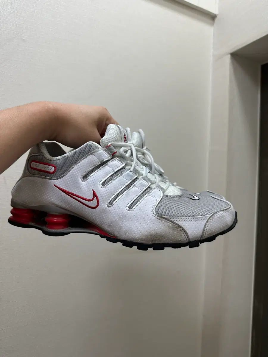 NIKE ナイキ ショックス NZ 280 (旅行時 3日 着用)