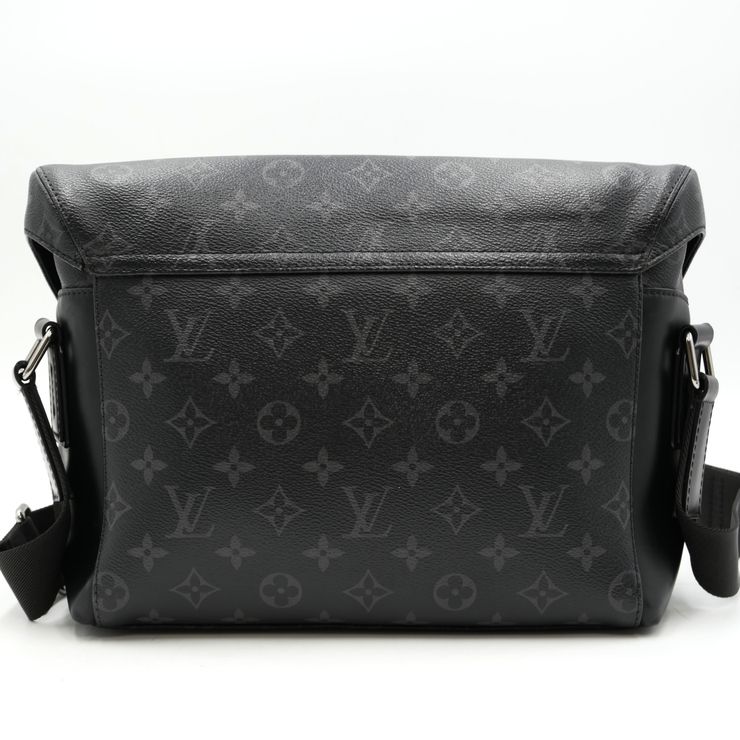 LOUIS VUITTON(ルイ ヴィトン)メッセンジャー・ヴォワヤージュ PM モノグラム・エクリプス ショルダーバッグ ブラック メンズ M40511【中古】 LOUIS VUITTON(ルイ ヴィトン)メッセンジャー・ヴォワヤージュ PM モノグラム・エクリプス ショルダーバッグ ブラック メンズ M40511【中古】