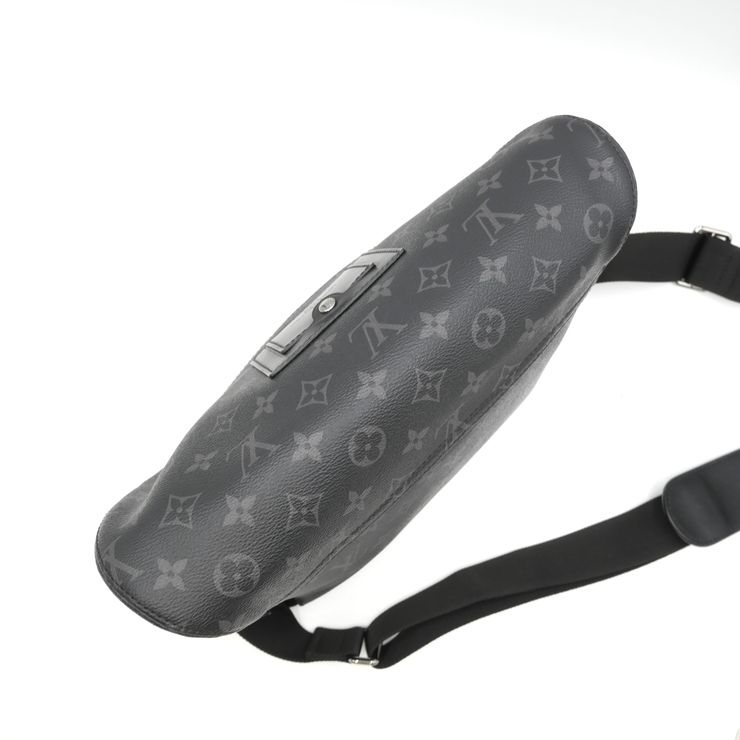 LOUIS VUITTON(ルイ ヴィトン)メッセンジャー・ヴォワヤージュ PM モノグラム・エクリプス ショルダーバッグ ブラック メンズ M40511【中古】 LOUIS VUITTON(ルイ ヴィトン)メッセンジャー・ヴォワヤージュ PM モノグラム・エクリプス ショルダーバッグ ブラック メンズ M40511【中古】
