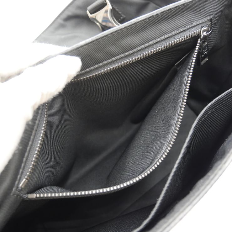 LOUIS VUITTON(ルイ ヴィトン)メッセンジャー・ヴォワヤージュ PM モノグラム・エクリプス ショルダーバッグ ブラック メンズ M40511【中古】 LOUIS VUITTON(ルイ ヴィトン)メッセンジャー・ヴォワヤージュ PM モノグラム・エクリプス ショルダーバッグ ブラック メンズ M40511【中古】
