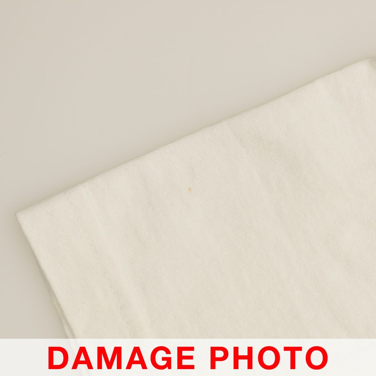 https://assets.mercari-shops-static.com/-/large/plain/2JV8M5f5oMB3srPhr596Th.jpg@jpg