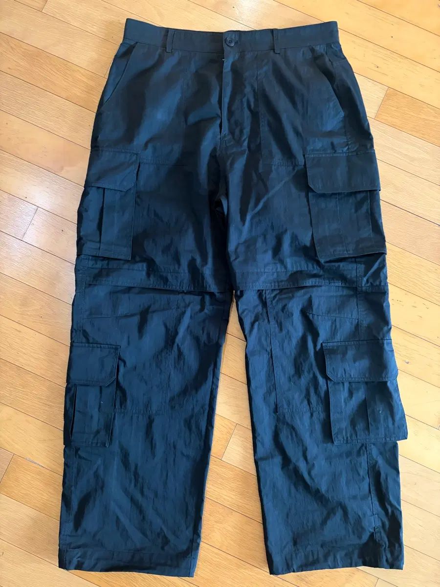 ジュンジ ブラック カーゴ パンツ 29,194円