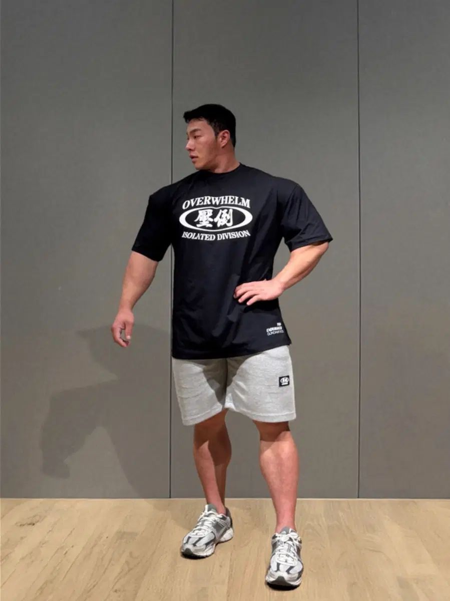 圧倒半袖