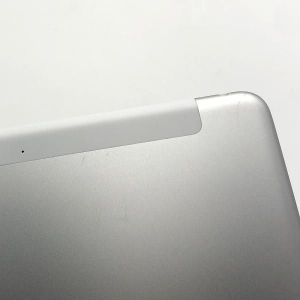 iPad 第9世代 WiFi+Cellular 64GB シルバー docomo - メルカリ