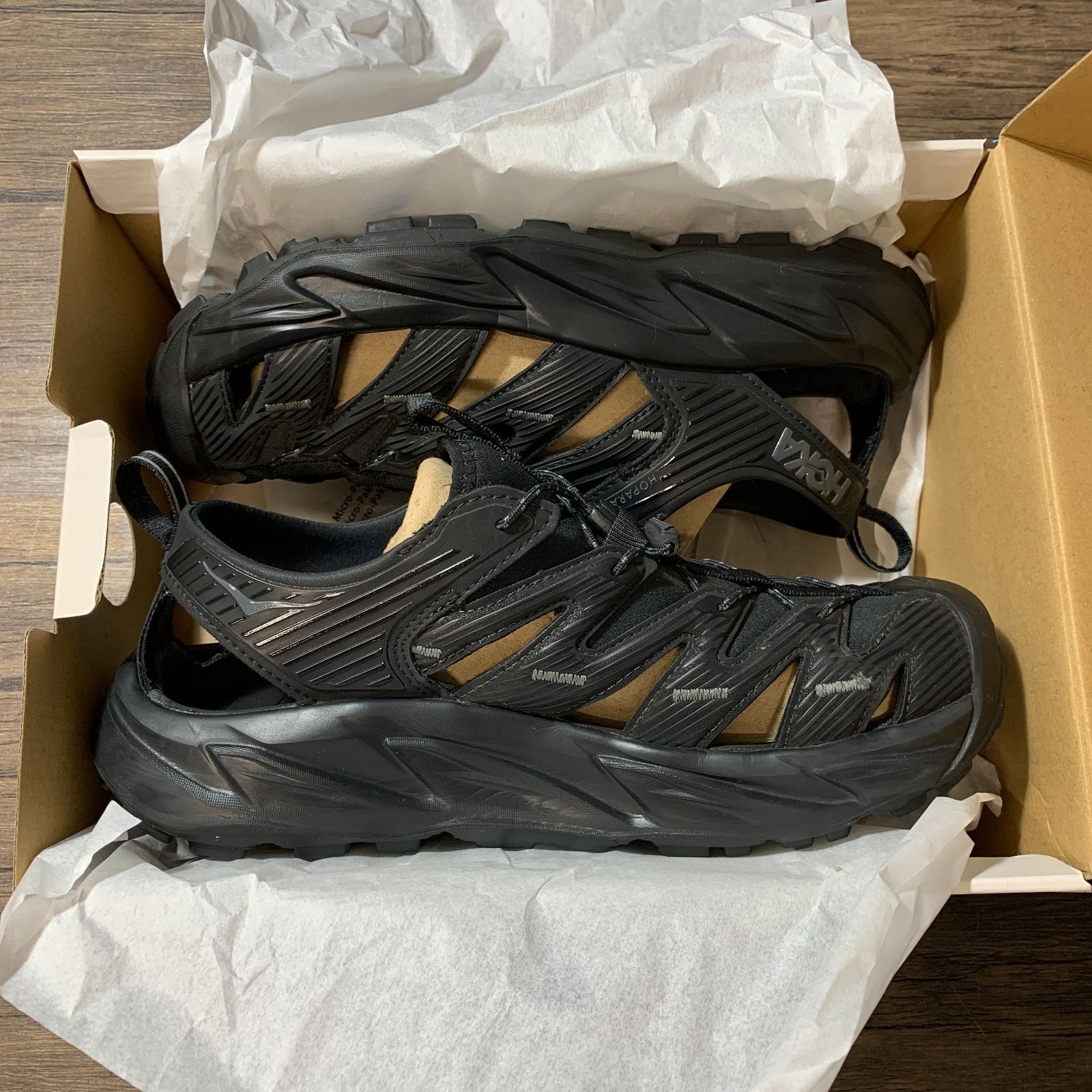 [むつ80-080401] [併売] HOKA ONEONE HOPARA ホカ オネオネ ホパラ サンダル アウトドア 1106534 BBLC 26.5cm