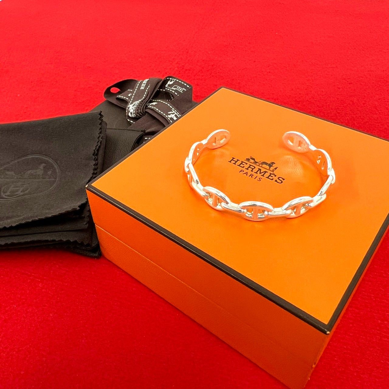 極 美品 希少品 保存箱 袋付き HERMES エルメス アンシェネ バングル シルバー925 アクセサリー シルバー 28167 76,175円