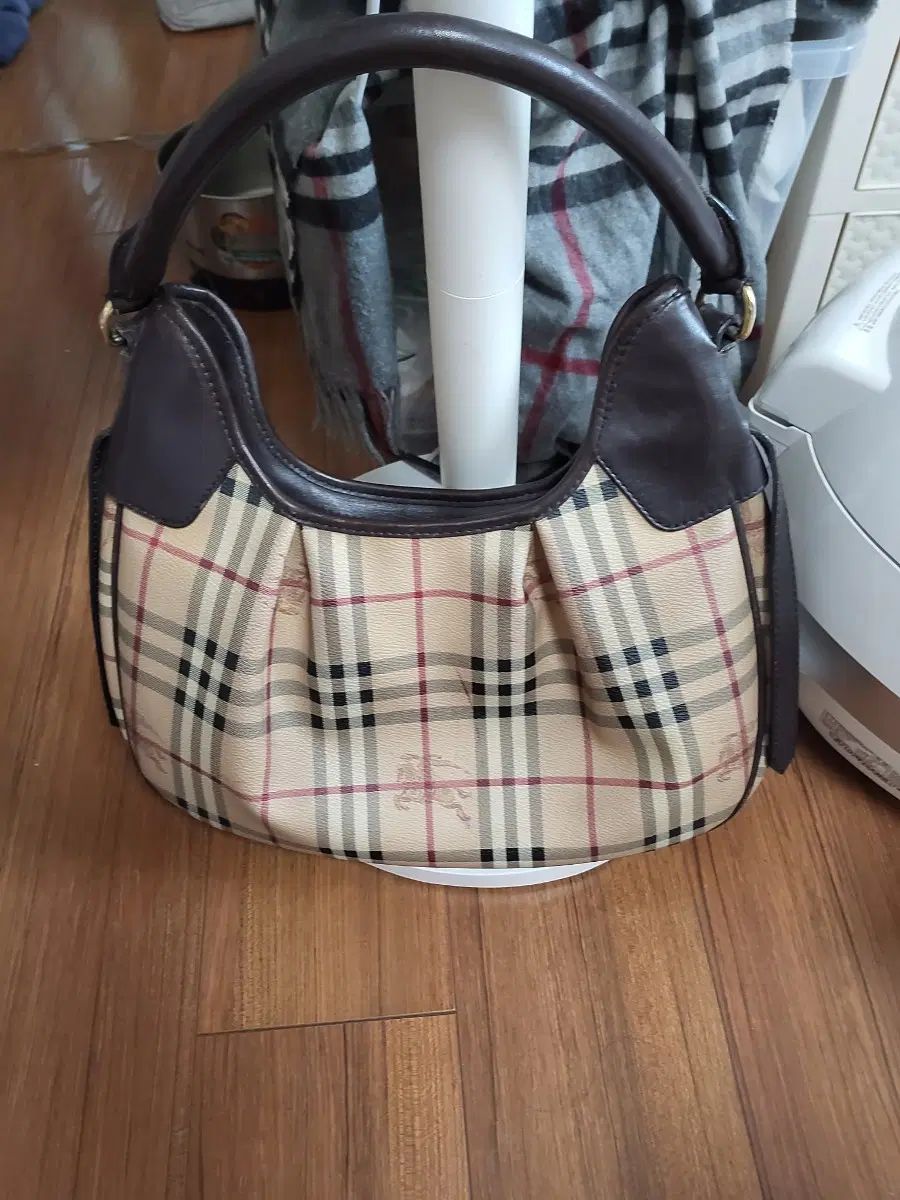 バーバリー バッグ