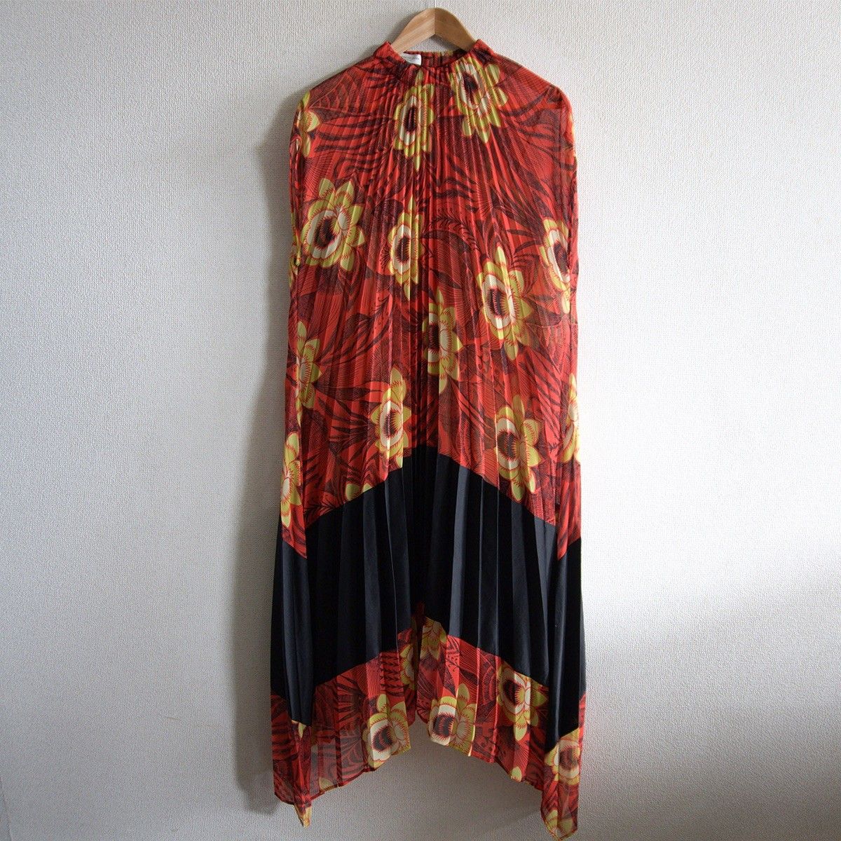 【美品】DRIES VAN NOTTEN 【花柄 プリーツ ワンピース】36 ドリスヴァンノッテン 26080144