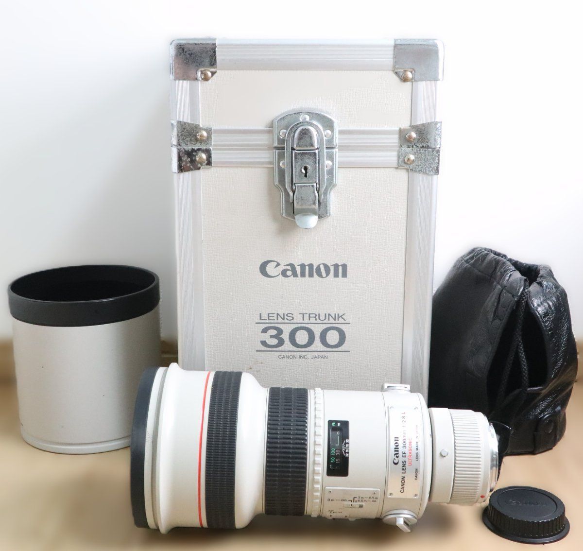 ★美品★キヤノン CANON EF 300mm F2.8 L USM ケース付★ I0814#5537