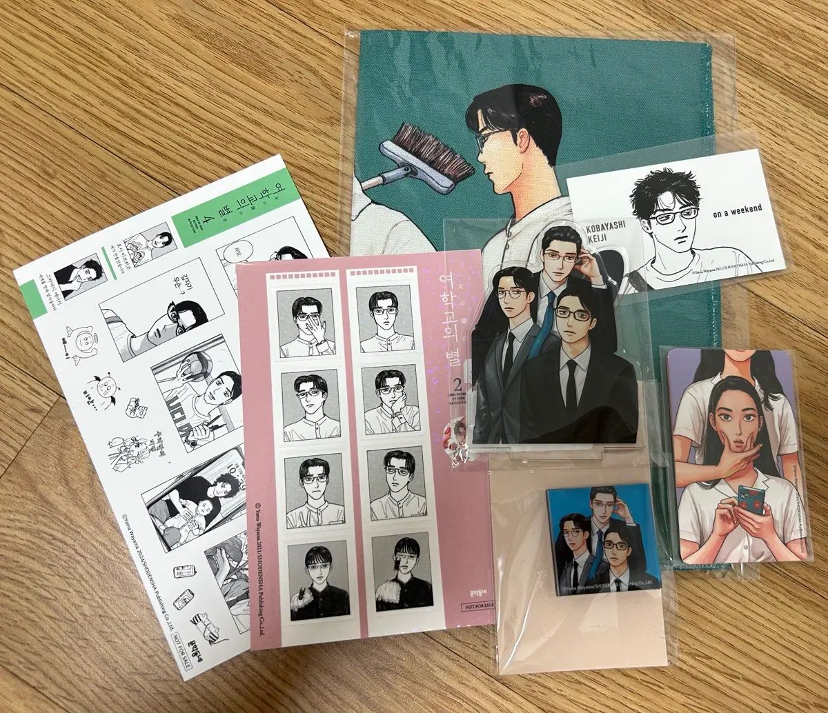 女の園の 星 1 4 巻 グッズ(ファブリック ポスター セブンネット アクリル ステッカー トレカ) まとめ
