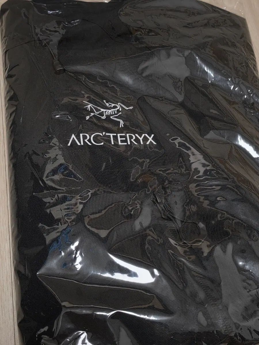 ARC'TERYX アークテリクス ベータ ゴアテックス GORE-TEX ウィンドブレーカー ジャケット ブラック 2XL(110) 新品