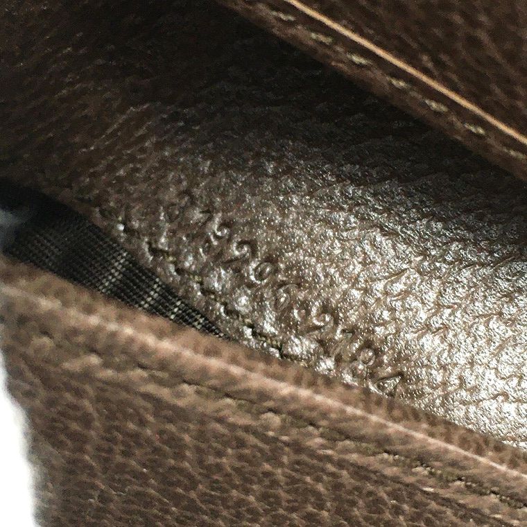 未使用品 GUCCI コンパクトウォレット 813296 オフィディア GGスプリーム 箱付き 607 未使用品 GUCCI コンパクトウォレット 813296 オフィディア GGスプリーム 箱付き 607