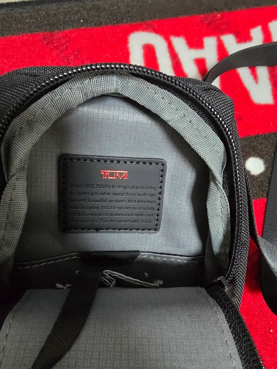 TUMI(トゥミ) Alpha 3 Compact Slim mini