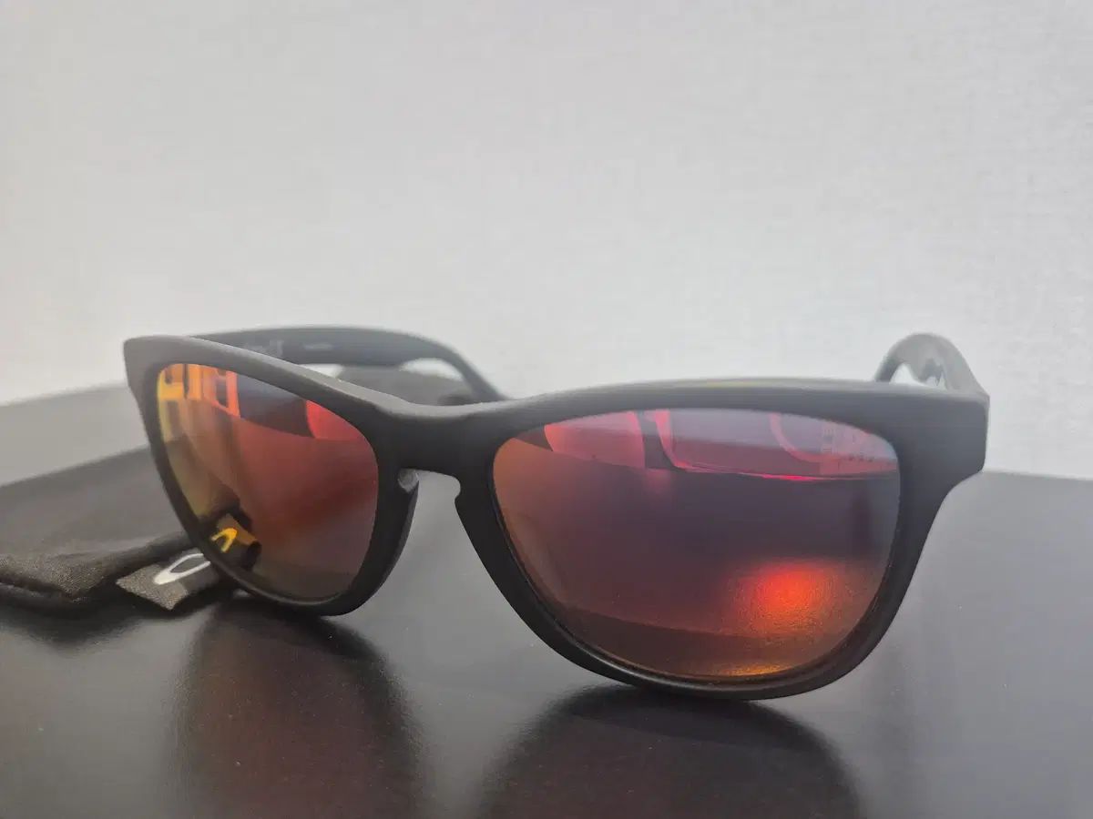 オークリー OAKLEY プログススキン サングラス ブラック 8,553円